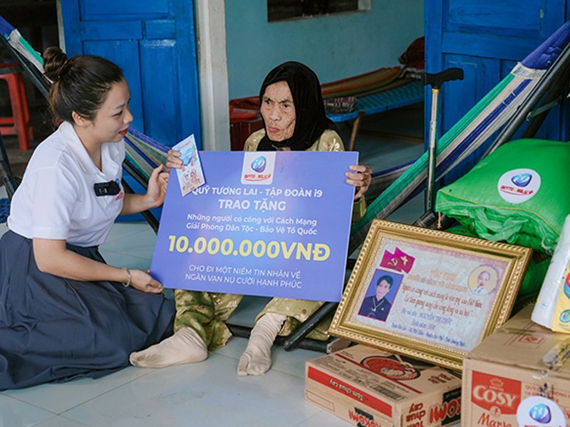 Gà Mỹ tốc độ cao
